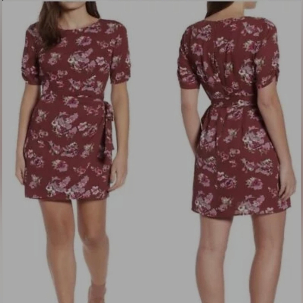 ASTR the label floral wrap mini dress color maroon size M